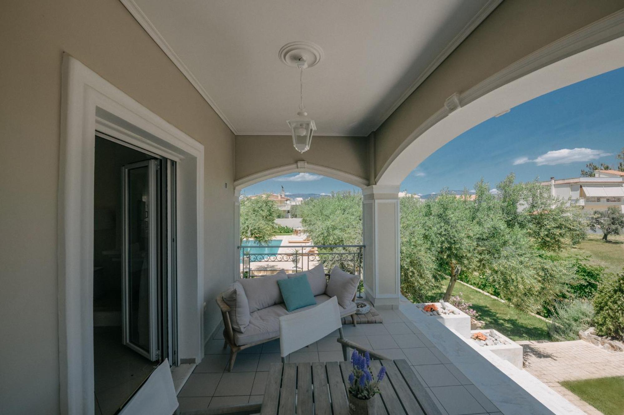 Nereides Luxury Villas 카토 알미리 외부 사진