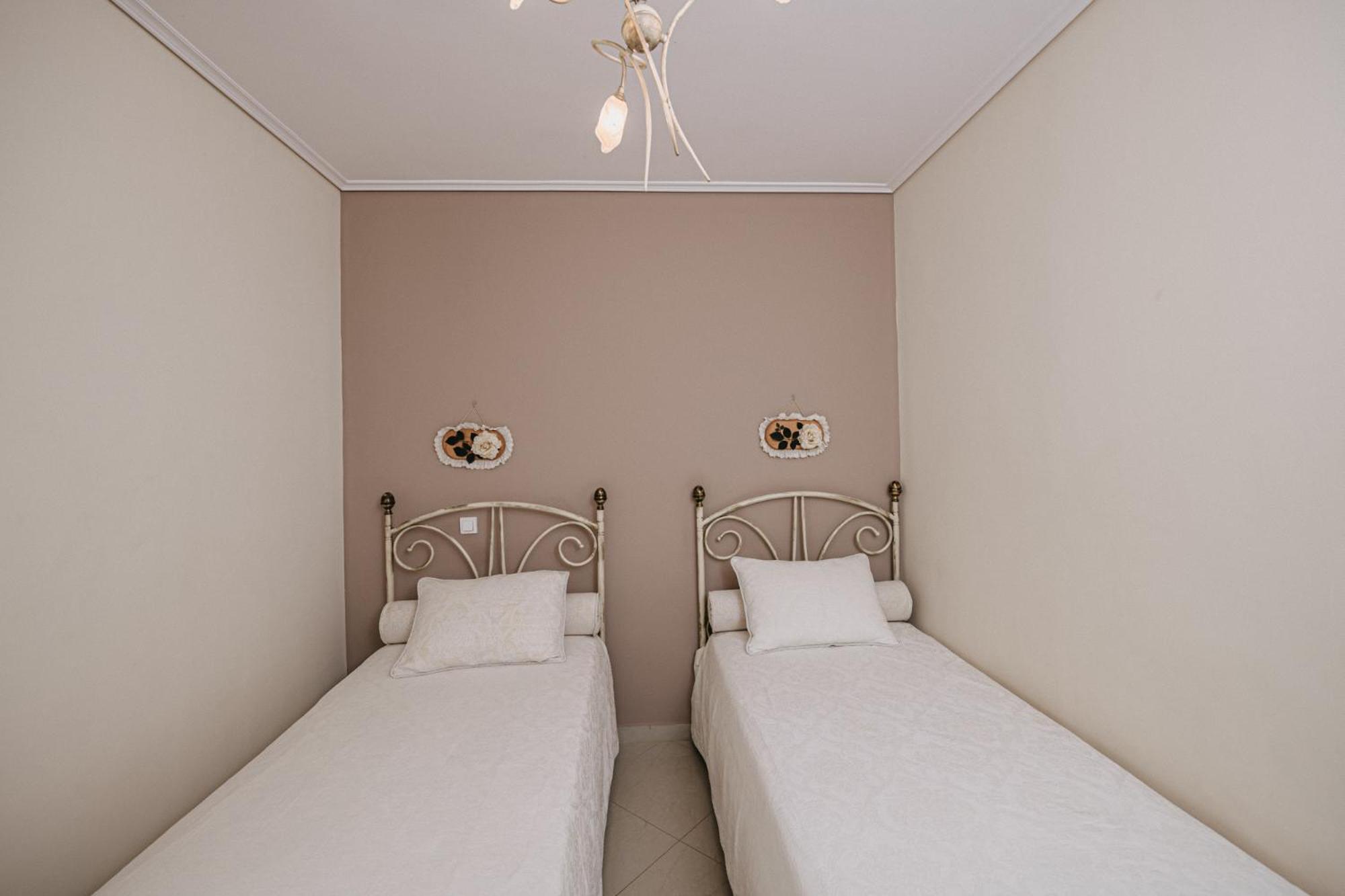 Nereides Luxury Villas 카토 알미리 외부 사진
